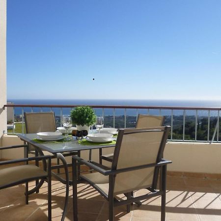 Fine Duplex Apartment With Stunning Sea Views Marbella Exterior photo